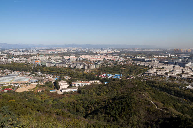 Blick vom Baiwangshan 百望山 in nordstliche Richtung