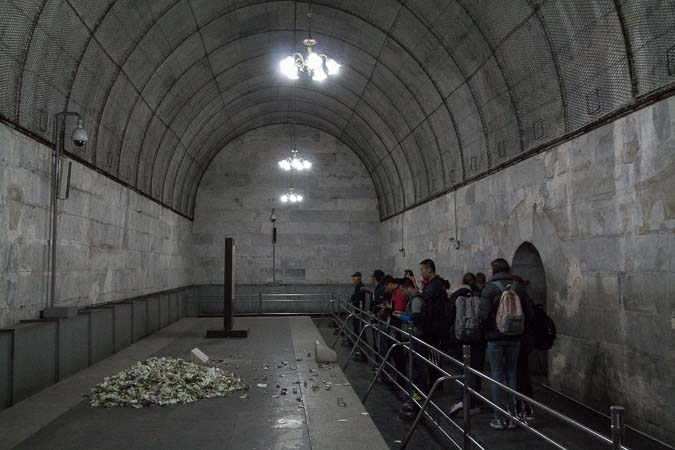 Kammer im Untergrundpalast des Dingling