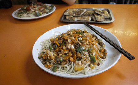Essen im Uigurischen Restaurant
